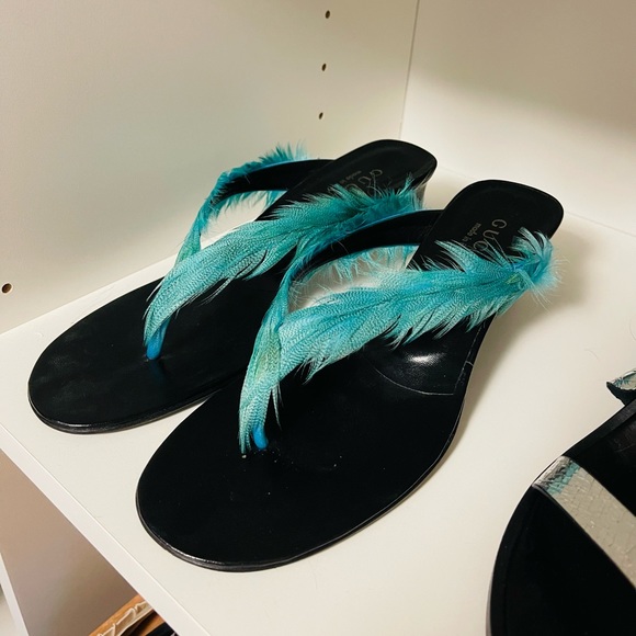 Gucci Duck Feathers Slides - Picture 4 of 9